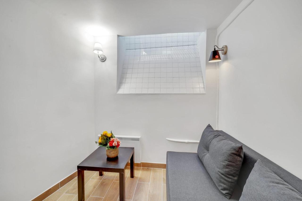Loft In Heart Of Moulin Rouge Parijs